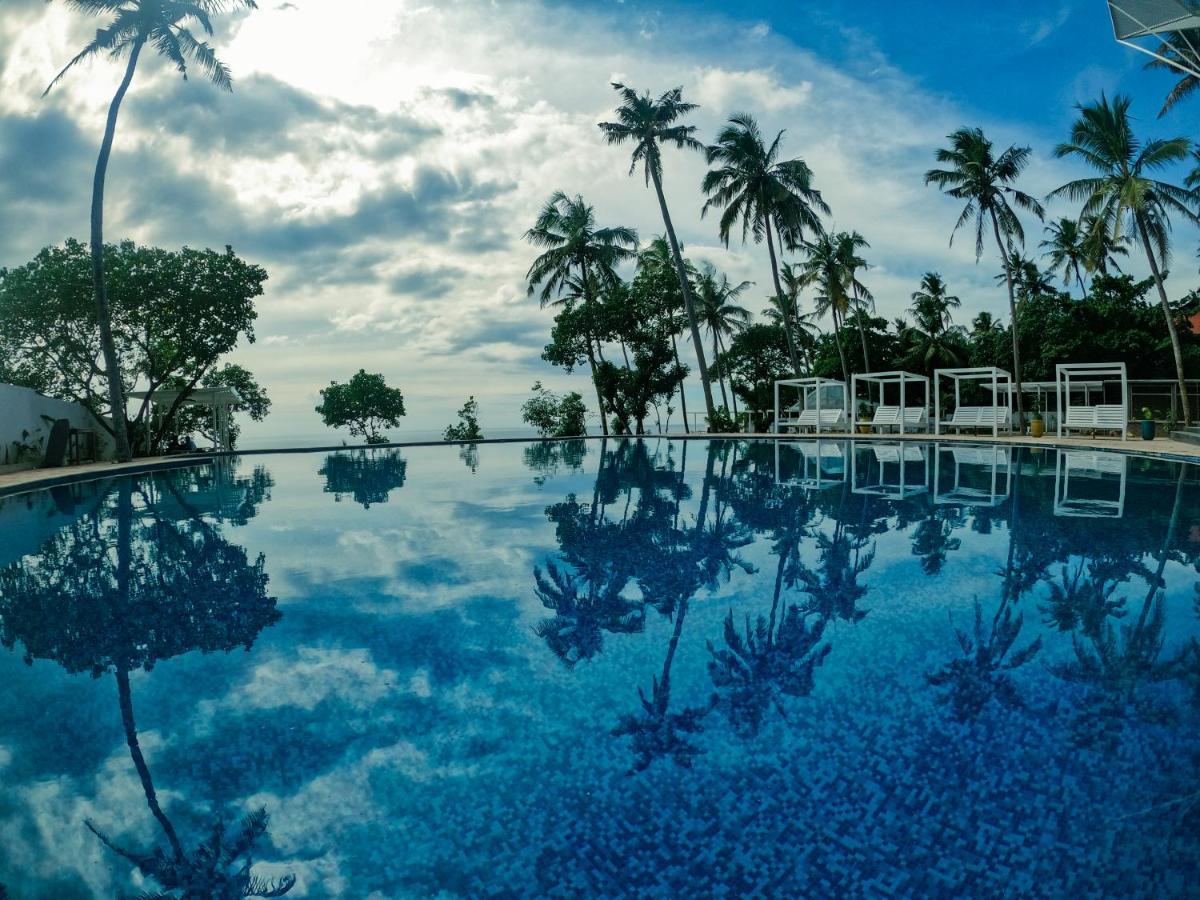 Elixir Cliff Beach Resort And Spa Varkala Buitenkant foto
