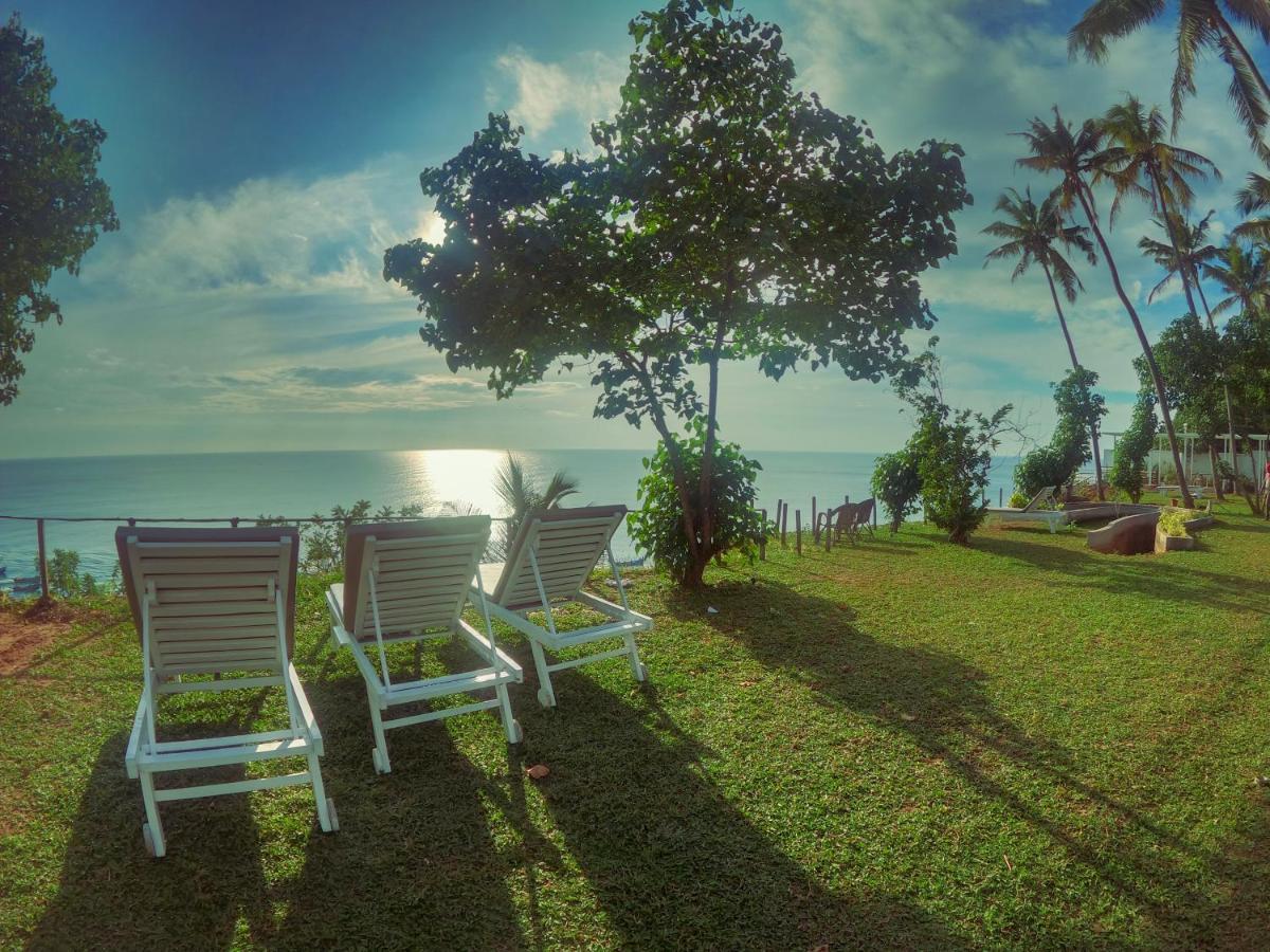 Elixir Cliff Beach Resort And Spa Varkala Buitenkant foto