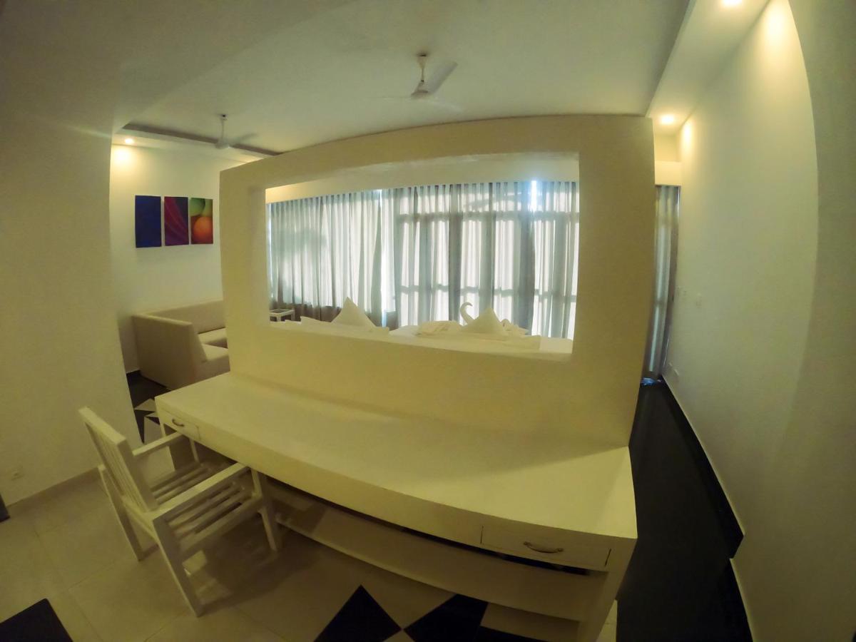 Elixir Cliff Beach Resort And Spa Varkala Buitenkant foto