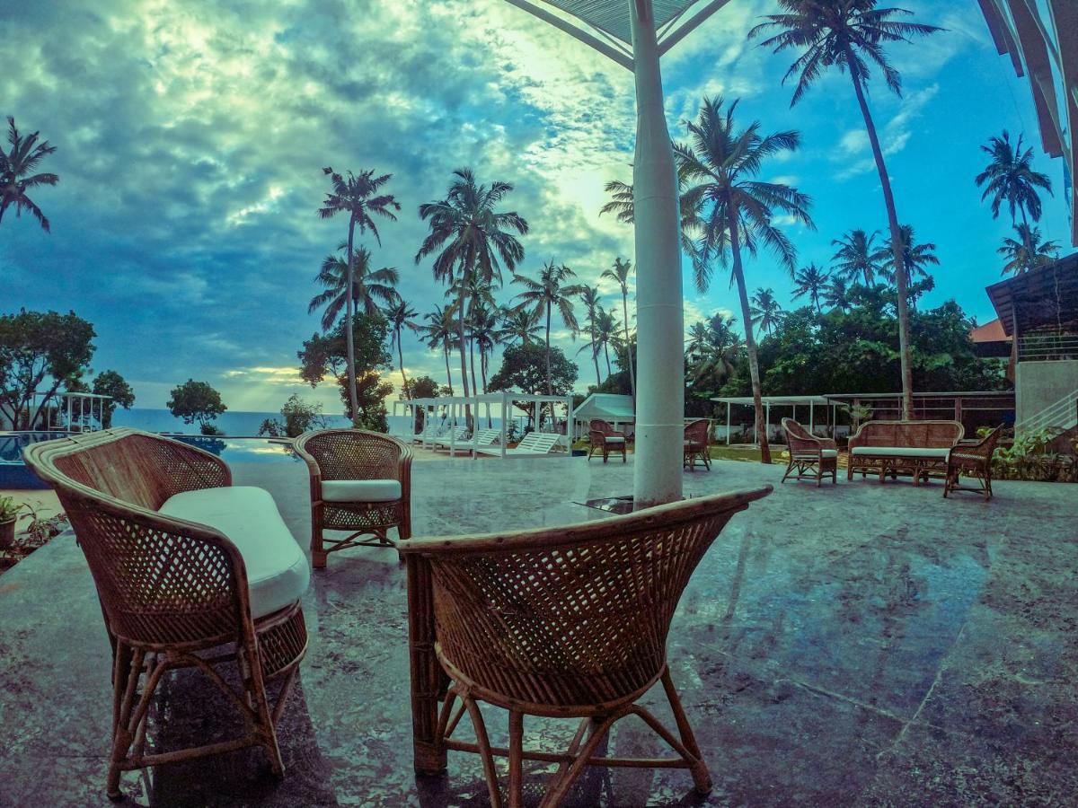 Elixir Cliff Beach Resort And Spa Varkala Buitenkant foto