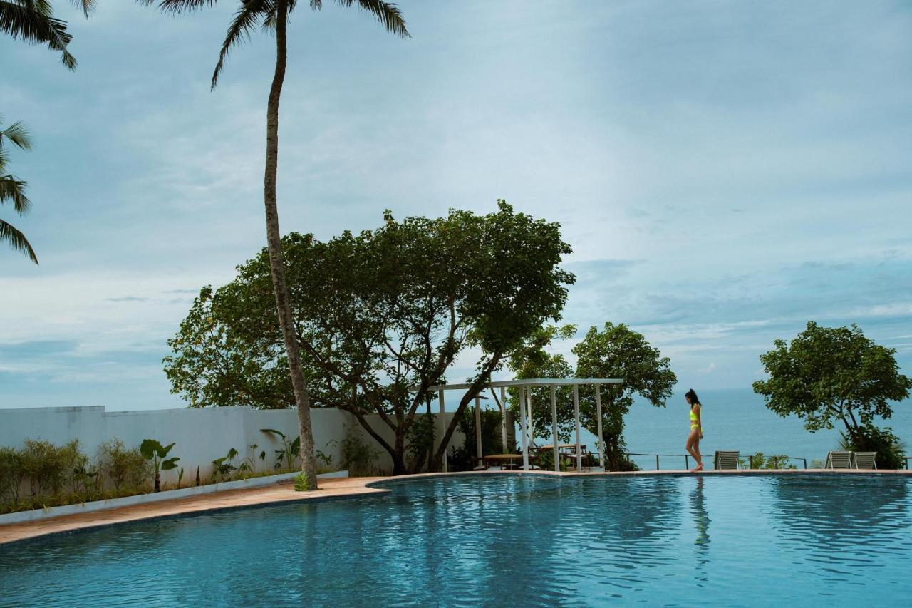 Elixir Cliff Beach Resort And Spa Varkala Buitenkant foto