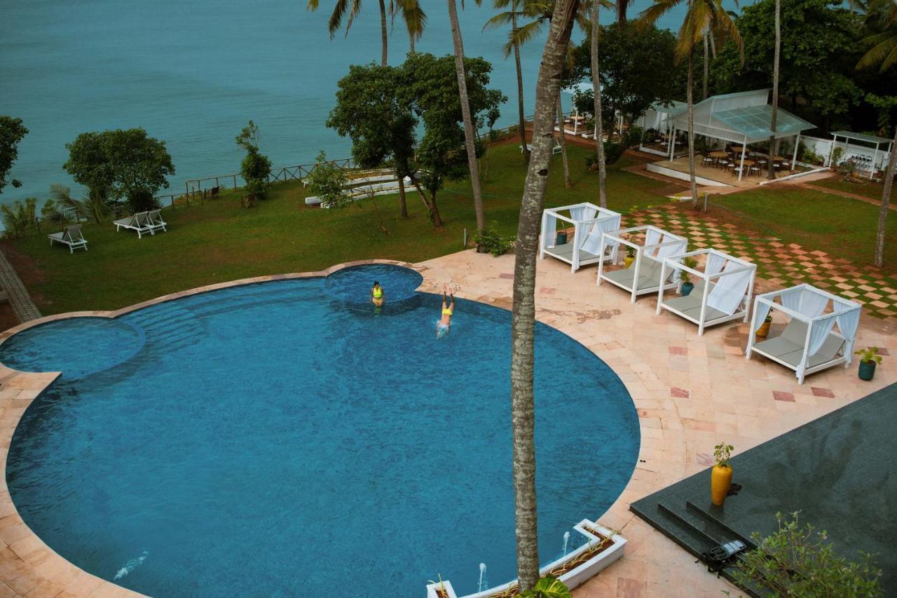 Elixir Cliff Beach Resort And Spa Varkala Buitenkant foto